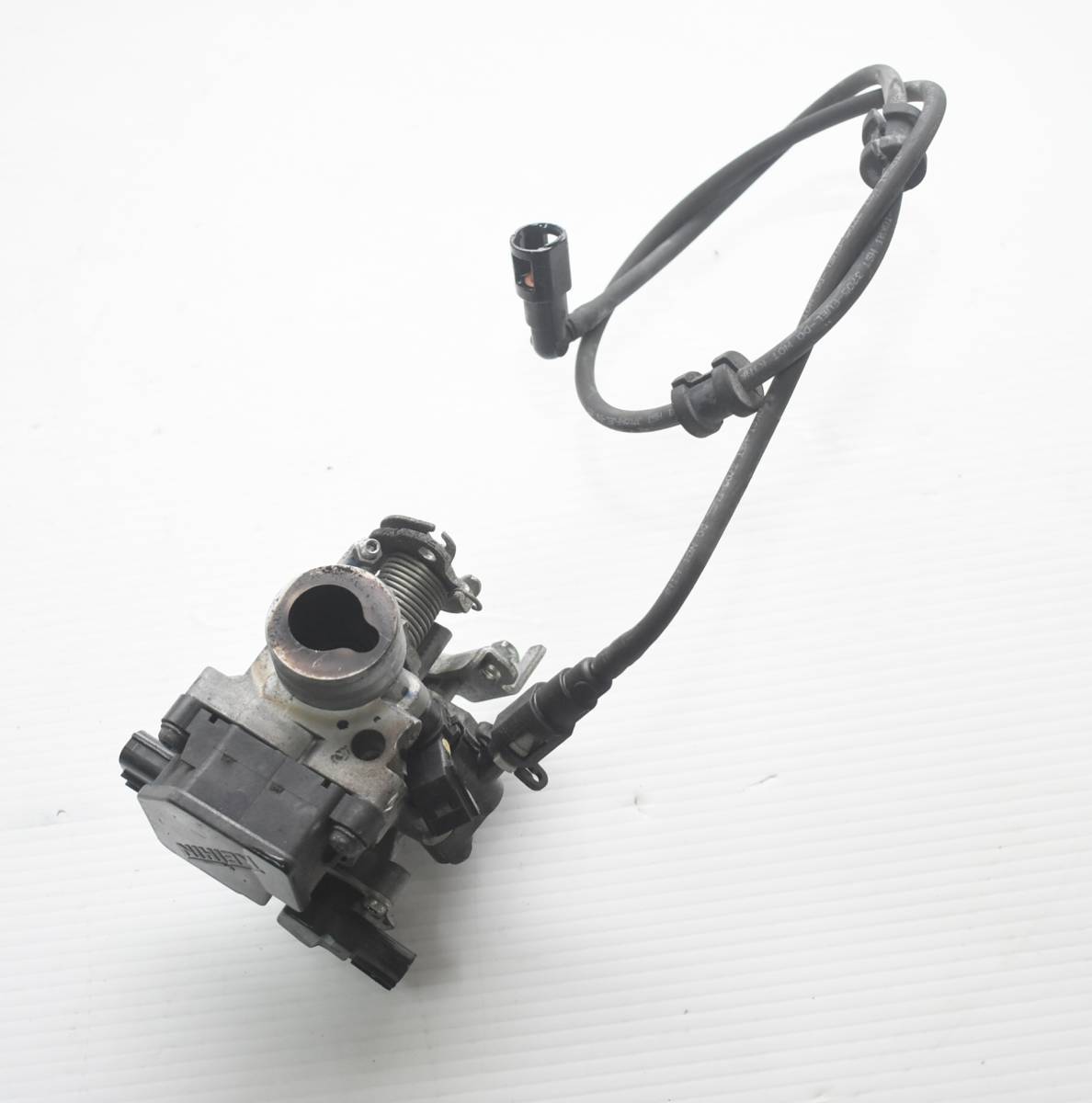 ホンダ スーパーカブ50 AA04 純正 インジェクション スロットル