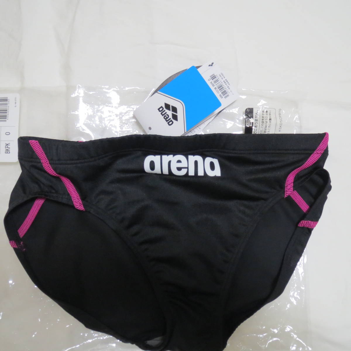 安い，大人気 アリーナメンズ競泳水着 ARN－1023M サイズO 品 カラーBKPK FINAマーク(Lサイズ以上)｜売買されたオークション情報、yahooの商品情報をアーカイブ公開 - オークファン 男性用