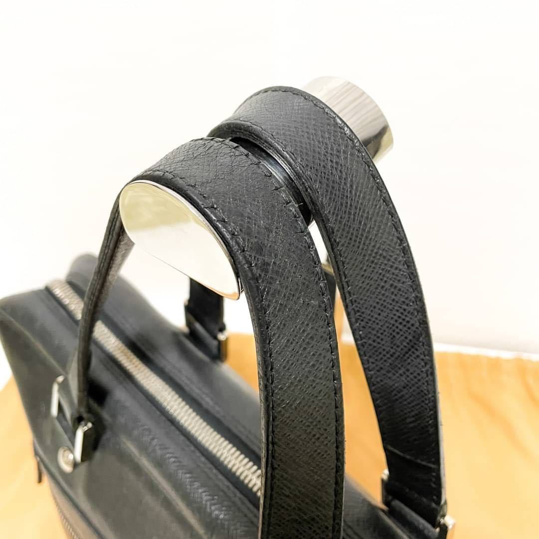 1円【美品/定価33万】ルイヴィトン LOUISVUITTON イゴール M31172