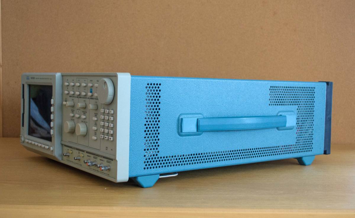 Tektronix AWG610 Arbitrary Waveform | Generator 2.6GS&frasl;s 2.6GS&frasl;s, Single-channel GS&frasl;s, (2.6 - Channel 2.6 Single Mouser