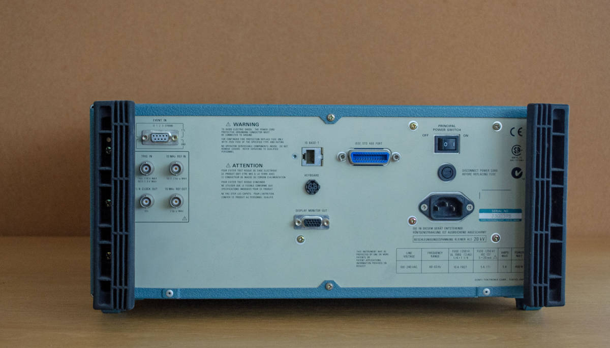 Tektronix AWG610 Arbitrary Waveform | Generator 2.6GS&frasl;s 2.6GS&frasl;s, Single-channel GS&frasl;s, (2.6 - Channel 2.6 Single Mouser