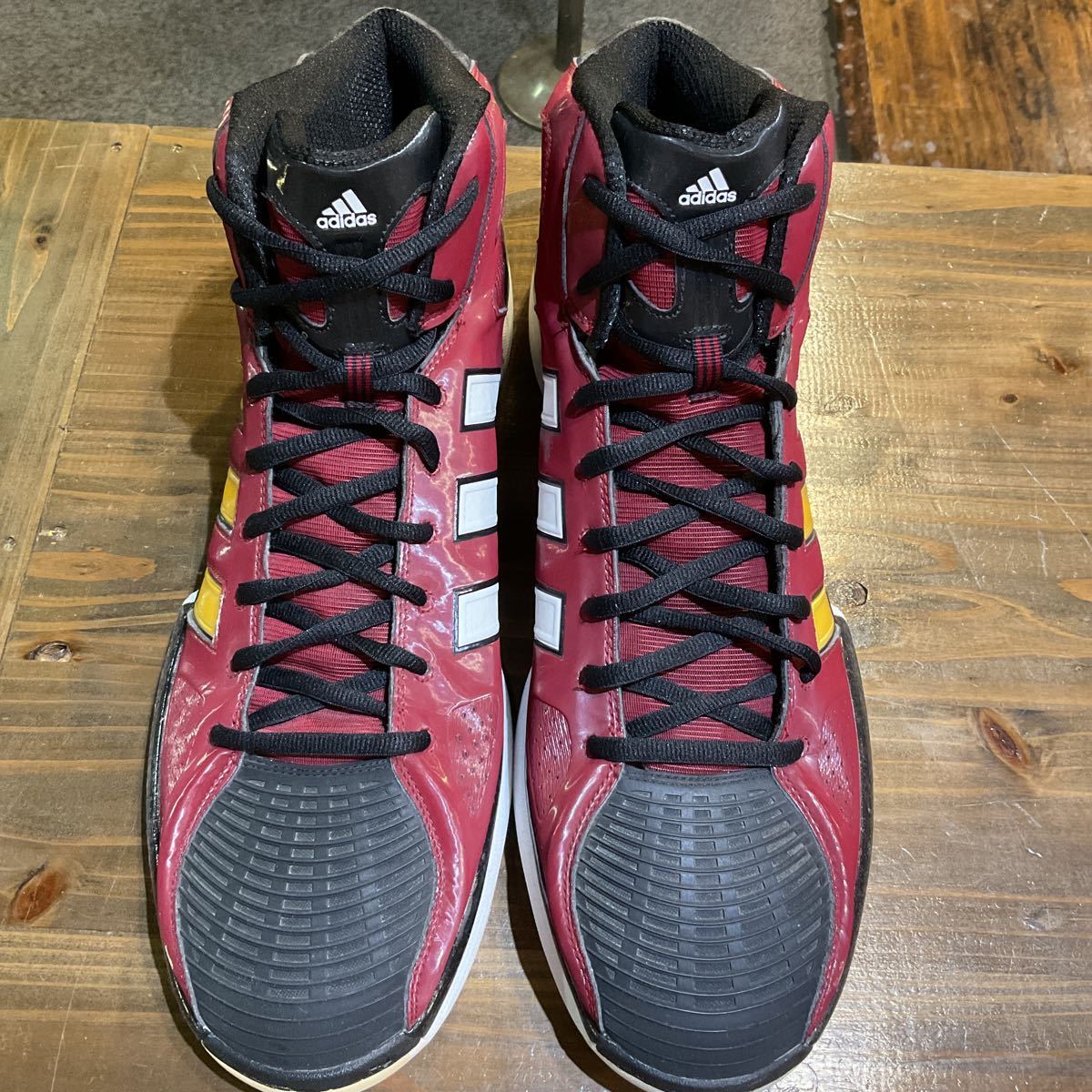 ビッグサイズ Adidas アディダス 11年製 バッシュ スニーカー モデル名不明 G Size 37 5cm 本体のみ 30 0cm以上 売買されたオークション情報 Yahooの商品情報をアーカイブ公開 オークファン Aucfan Com