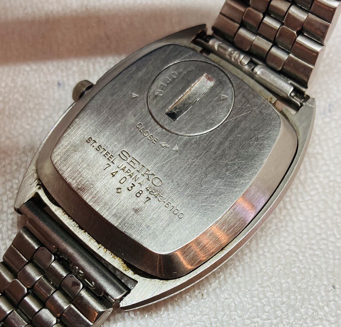 e75 必見！ SEIKO セイコー GRAND QUARTZ グランドクオーツ デイデイト