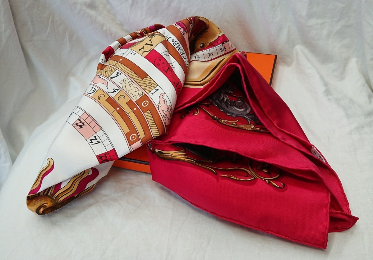 未使用【 HERMES エルメス 大判スカーフ カレ90 『dies et hore