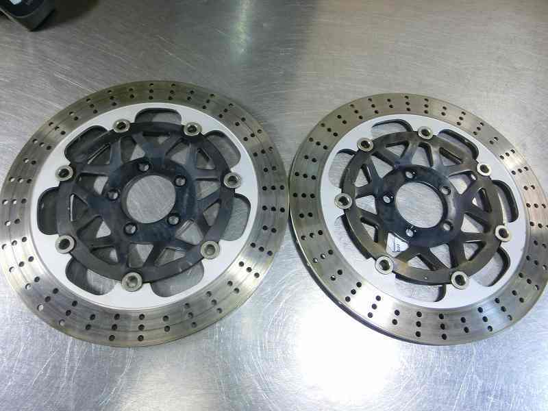 ZZ-R1100 フロントブレーキディスク左右セット、外径320mm☆ZZR1100-D