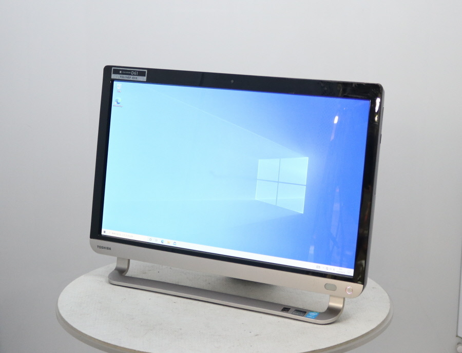TOSHIBA PD61NBP-BHA dynabook D61/NB Win10 Core i7-4710MQ 2.50GHz 