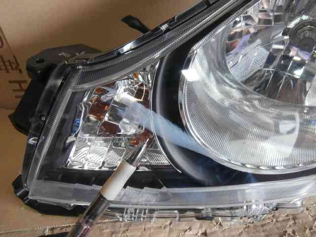 33161 Z33 フェアレディZ 純正HID 右ヘッドライト 26010-CD426 黄ばみ