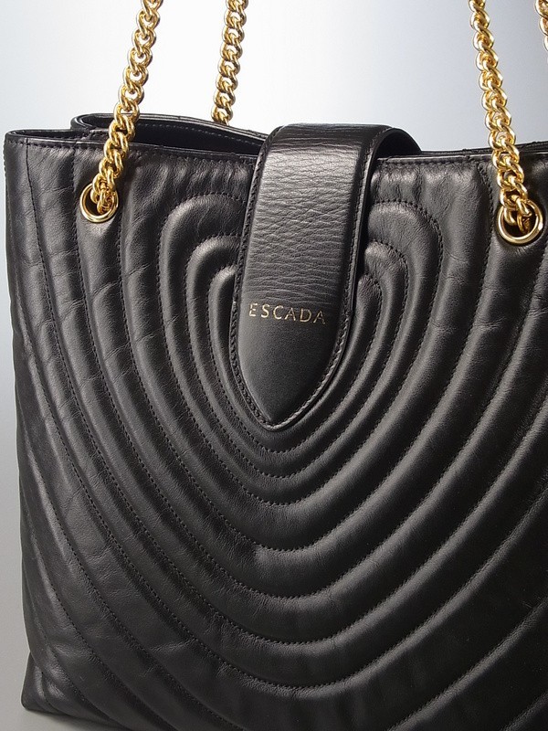 エスカーダ ESCADA チェーンショルダーバッグ 肩掛け レディース  