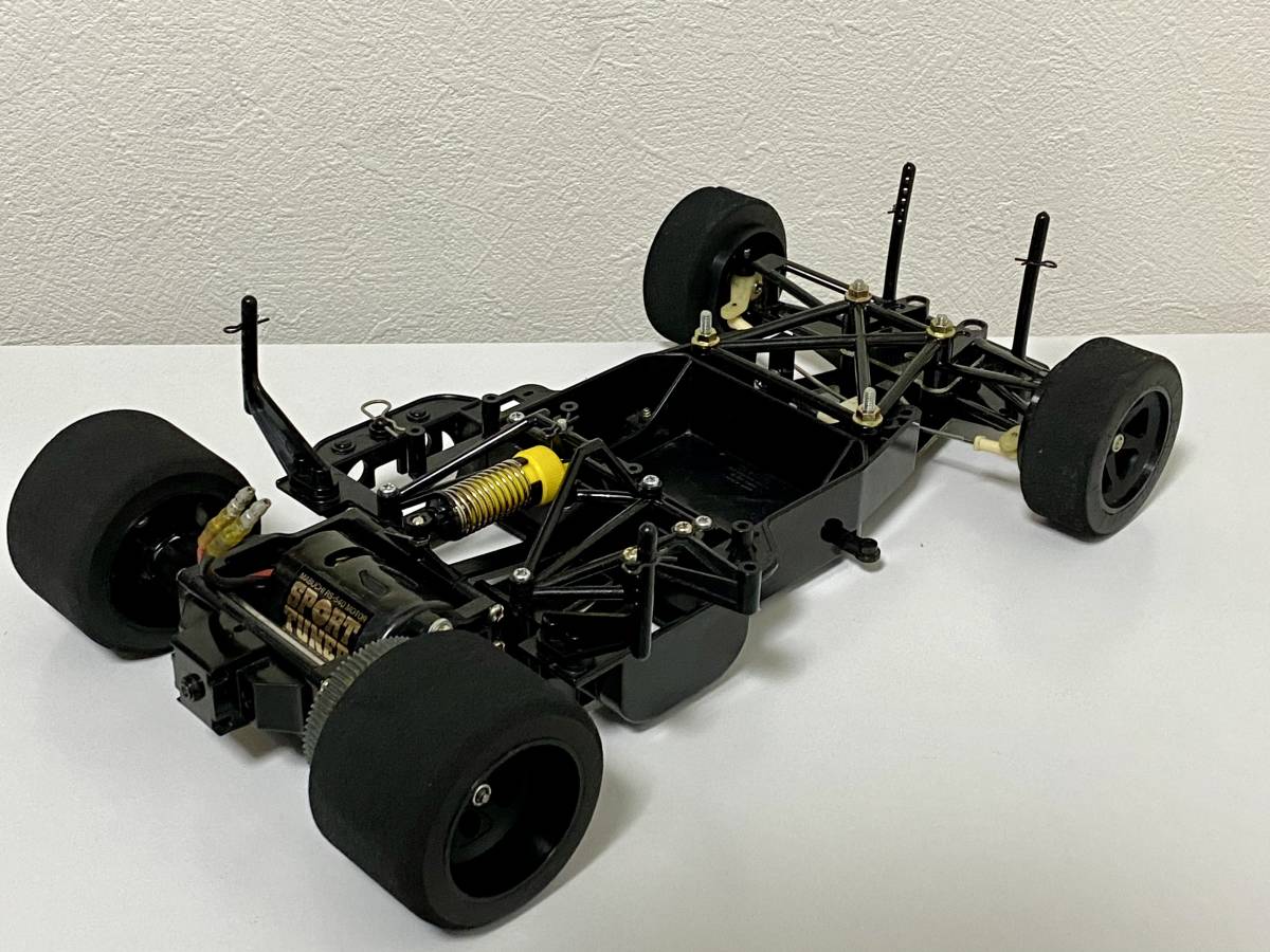 タミヤ 1/10RC フェラーリ F40（Cカーシャーシ付き）& ヨコモ