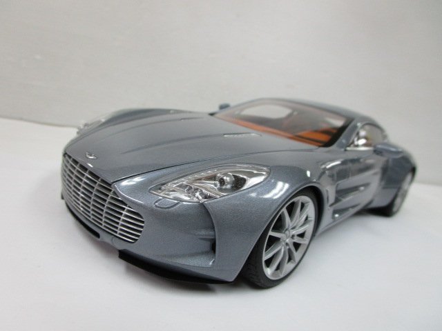 オートアート 1/18 アストンマーチン ONE-77 VILLA D'ESTE BLUE (5125