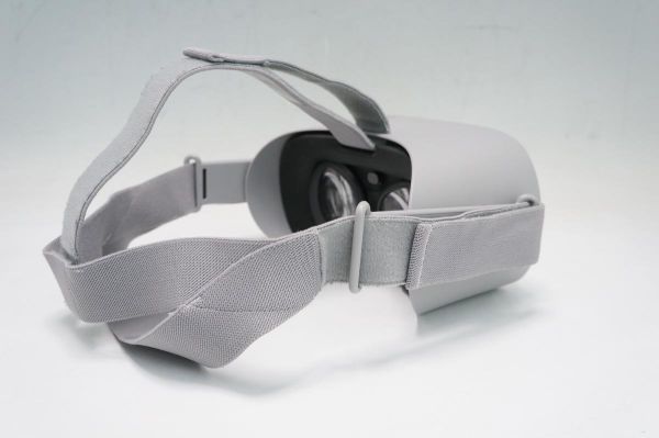 Oculus オキュラス Oculus Go 32GB VRヘッドセット 000W125 Go Oculus