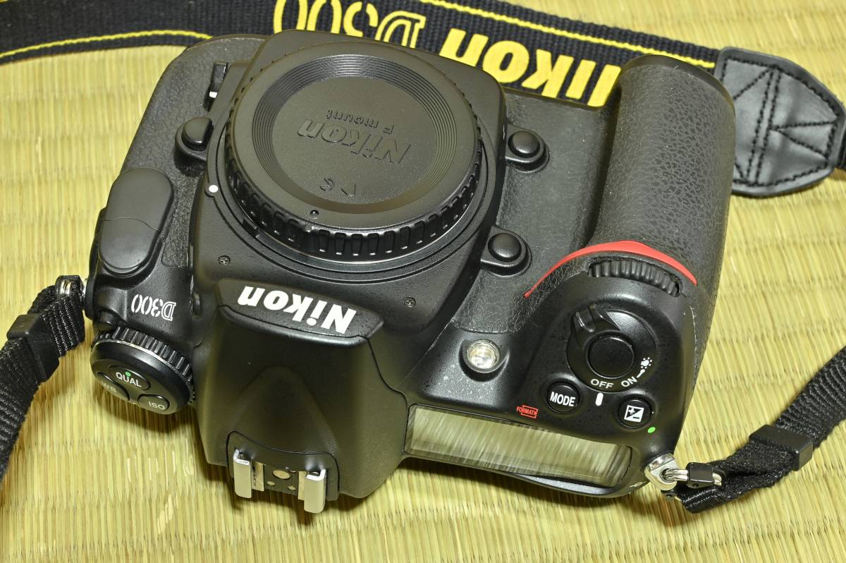 Nikon D300 充電器、バッテリー、元箱、CF他 d300 D300 nikon ニコン 