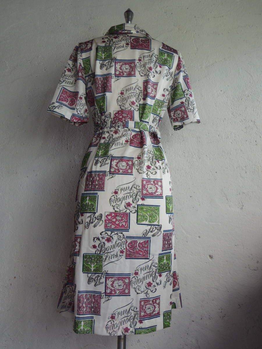 古着 レトロvintageおしゃれ柄レトロワンピ 昭和レトロワンピース70s60s70年代60年代 昭和レトロビンテージおしゃれ柄英字ワンピ Lサイズ 売買されたオークション情報 Yahooの商品情報をアーカイブ公開 オークファン Aucfan Com