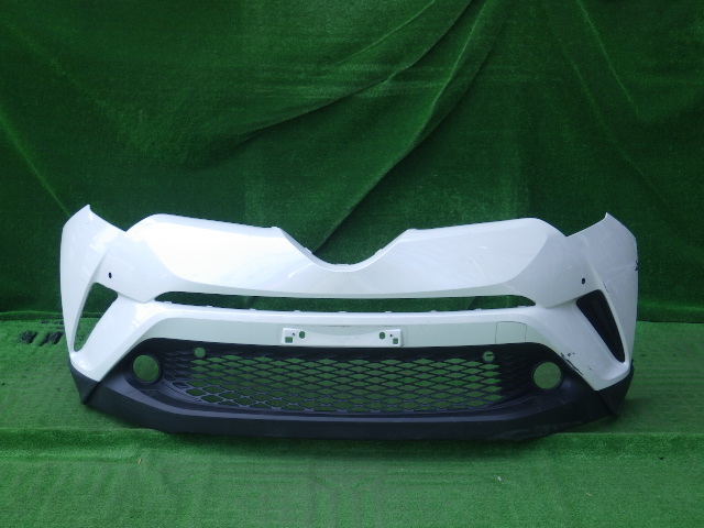 【全国無料，豊富な】 NGX10 NGX50 ZYX10 前期 C-HR 純正フロントバンパー CHR 白 パール 52119-10410 下部付(フロント)｜売買されたオークション情報、yahooの商品情報をアーカイブ公開 - オークファン トヨタ用