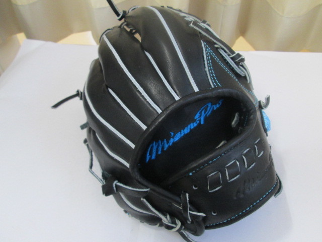 ○ 限定 タグ付き 新品 Mizuno ミズノプロ 硬式 内野手用 1AJGH25223 グローブ サイズ10 野球 ミズノ mizuno pro グラブ 注目