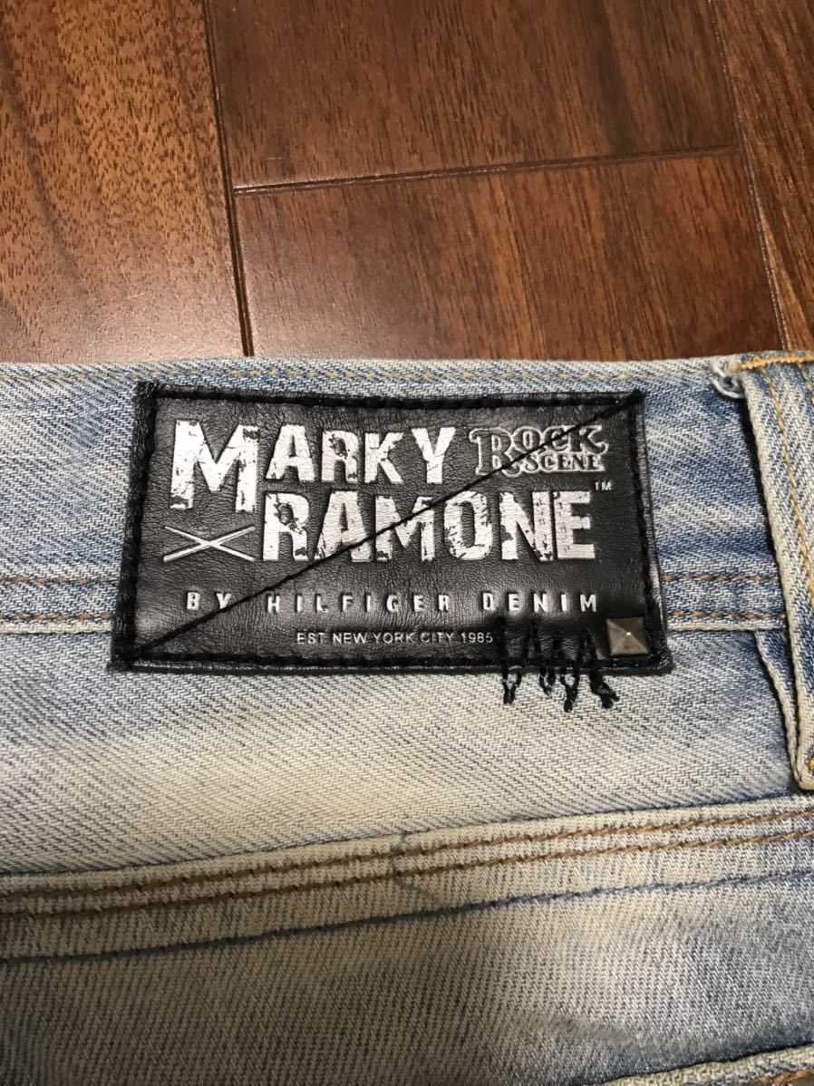 Hilfiger Denim Marky Ramone トミーヒルフィガー スタッズ ロゴ刺繍 Slim デニムパンツ Ramones ラモーンズ Rock Punk W32 L32 ボトムス 売買されたオークション情報 Yahooの商品情報をアーカイブ公開 オークファン Aucfan Com