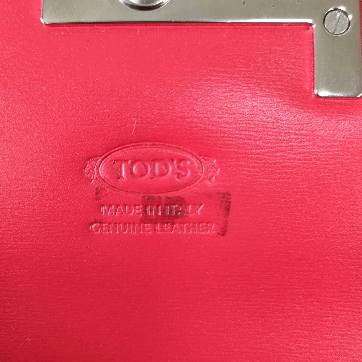 TOD’S トッズ ショルダーウォレット 長財布 レッド ダブルT 斜めがけ TOD'S トッズ ショルダーウォレット 長財布 レッド ダブルT 斜めがけ