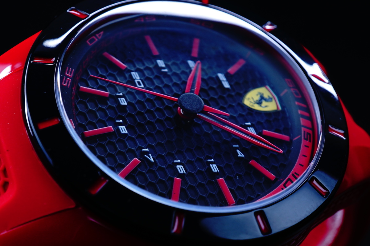 1円 SCUDERIA FERRARI【スクーデリア・フェラーリ】FERRARI公式腕時計 