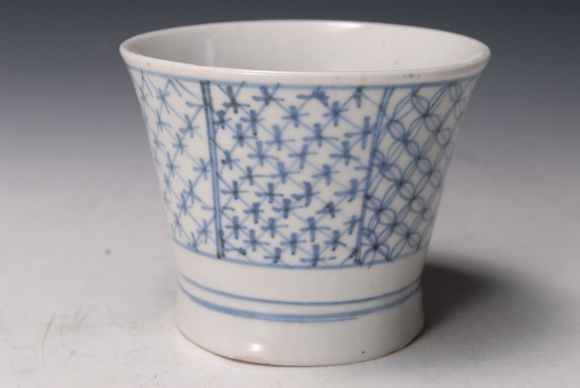 古伊万里 錦手 七宝繋文 色絵金彩 三ツ鉢 三つ丼 入れ子