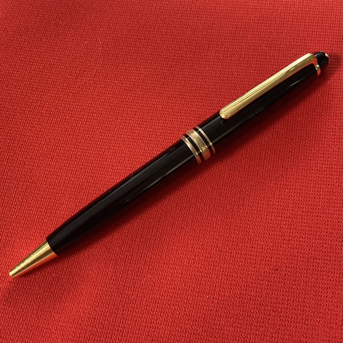 MONTBLANC モンブラン マイスターシュテュック ボールペン Germany  MONTBLANC モンブラン マイスターシュテュック No146 万年筆 ペン先4810 14K 585刻印有 ブラック×ゴールド 筆記用具 文房具  1円~　T0701