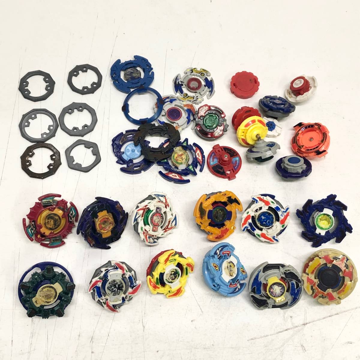 パーツ まとめ売り ジャンク -ジャンク(ベイブレード)の中古品 2026年最新Yahoo!オークション なんとパーツバラ ベイブレードX現状品まだまだ在庫ございます！🌪️ タカラトミー BEYBLADE 大量セット+ジャンク 限定品含むパーツ計50以上ベイブレードバースト ベイブレードバースト ベイブレード beyblade 中古 メルカリ