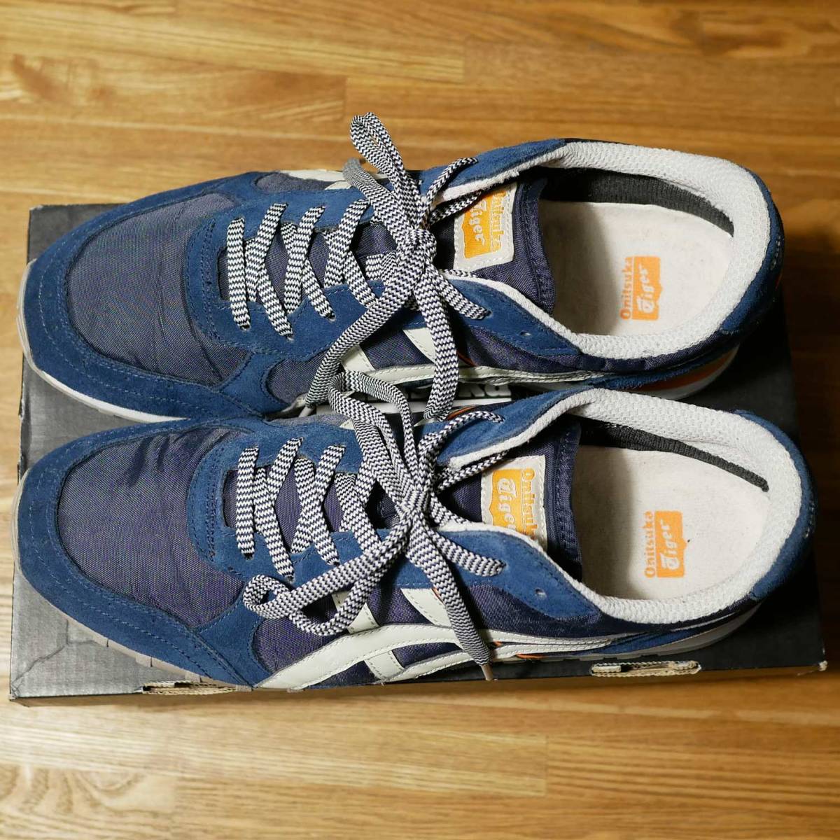 ☆【良品】asics Onitsuka Tiger COLORADO EIGHY-FIVE アシックス