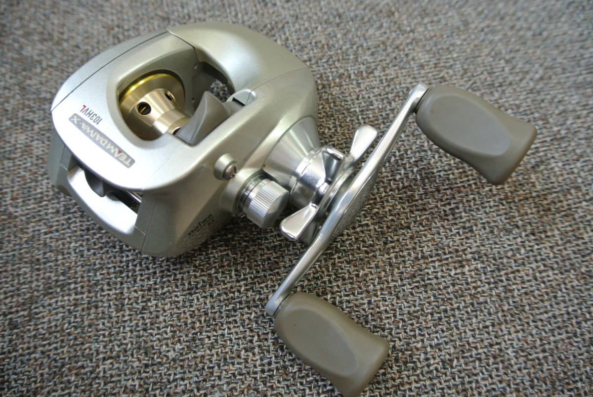 Daiwa ダイワ リール チームダイワ-X 105HVL バス用ベイトリール