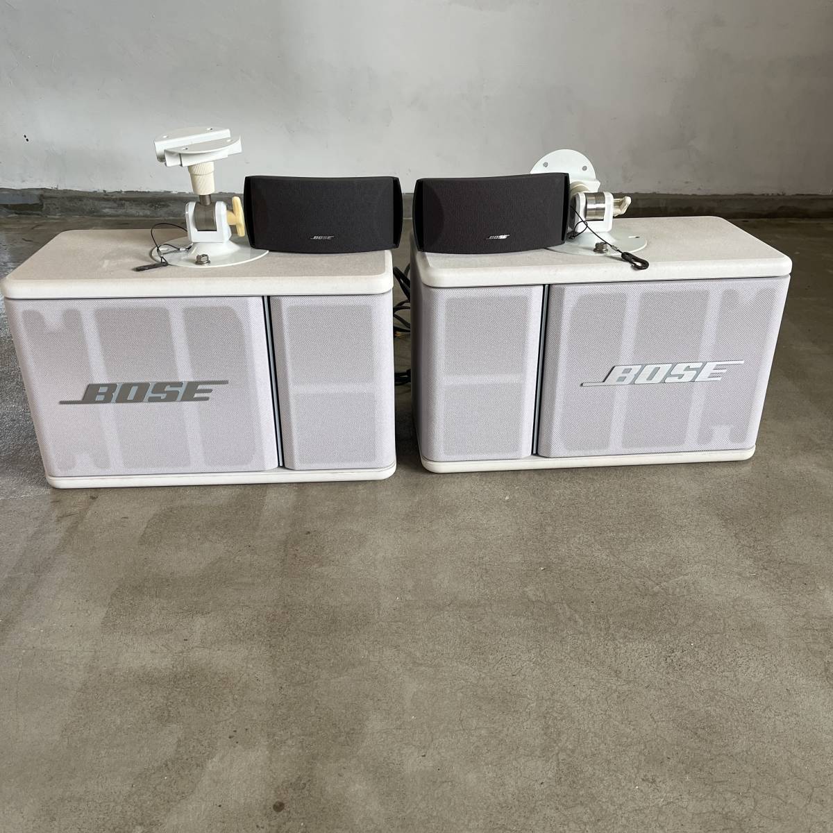 BOSE ボーズ 301-AV MONITOR スピーカー 中古 吊り金具 センター