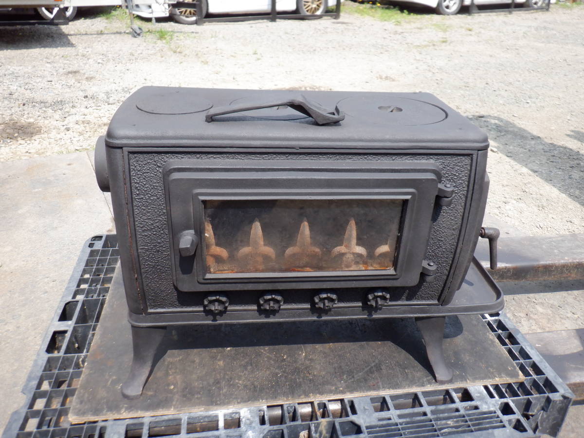 未使用品　薪ストーブ　鋳物　北海道　引取限定 未使用品 薪ストーブ 鋳物 北海道 引取限定 薪ストーブ 60cm可能 中古