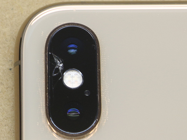 iPhone 0 ジャンク品 Appleアクティベーションロック解除済み xs