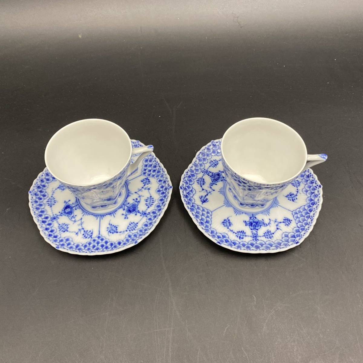 1円~【美品】ロイヤルコペンハーゲン ROYAL COPENHAGEN ブルーフルーテッド フルレース 顔付 カップ＆ソーサー 2客セット_2