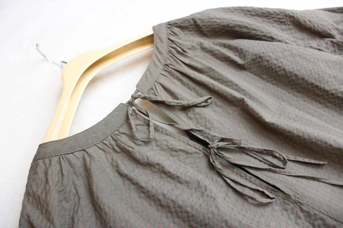 5 845 ストライプバックリボンギャザーワンピース カーキｆサイズ Mサイズ 売買されたオークション情報 Yahooの商品情報をアーカイブ公開 オークファン Aucfan Com