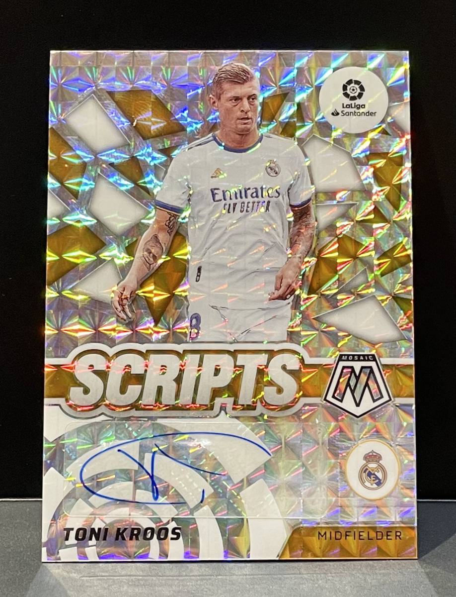 Toni Kroos 2021-22 Panini Mosaic LaLiga Scripts Auto Mosaic 