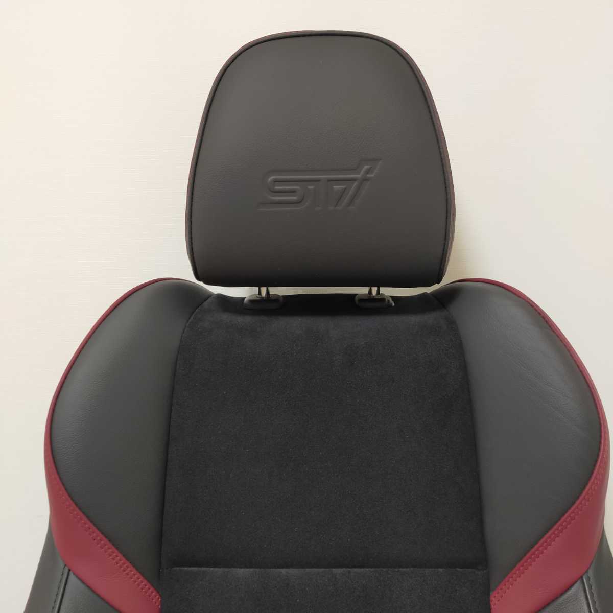 スバル VAB WRX STI 純正 ハーフレザー シート 右 運転席 レール付 