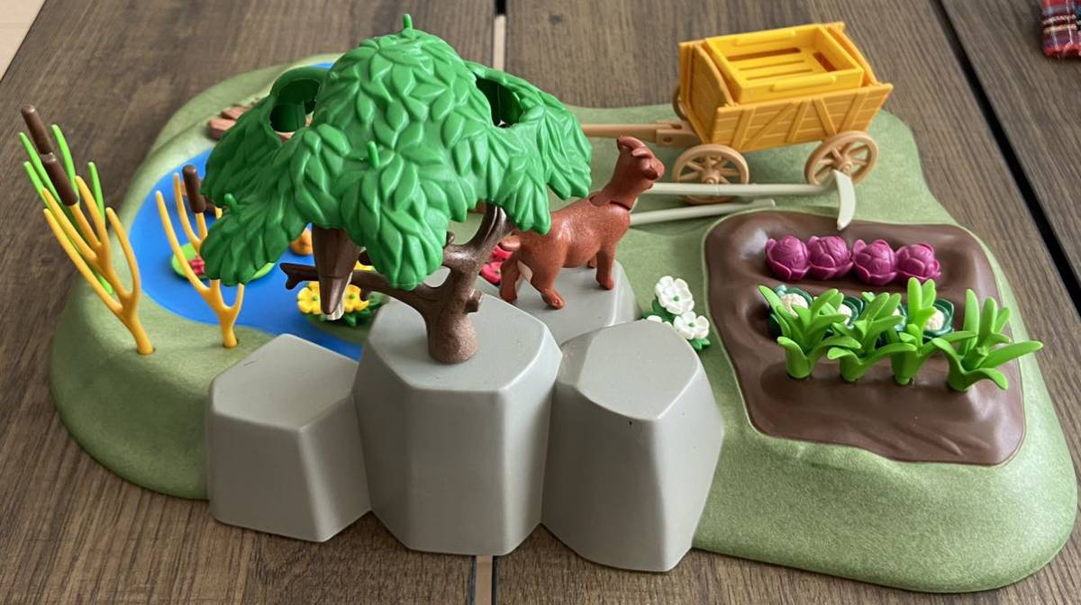 新品＆中古プレイモービル 木のセット①②まとめ★ジオラマ製作に プレイモービル ジオラマセット 野菜畑 草花 池 水草 カート 農具 鳥
