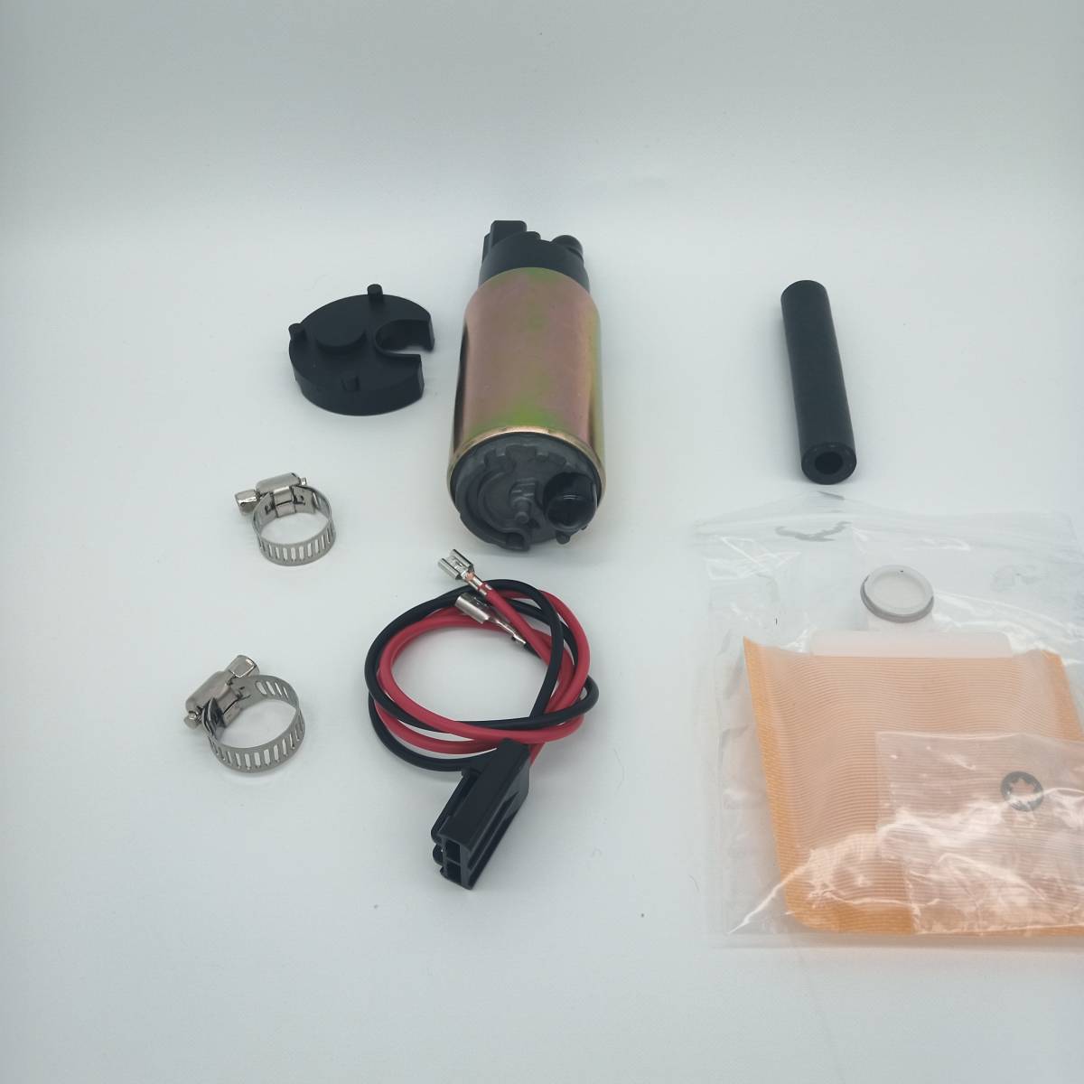 AE86 燃料ポンプ - 安い商品を通販サイトから探す ＡＥ８６ カローラレビン 燃料」の人気商品一覧 | 価格.com 旧車の整備 #9 ae86 フューエルポンプ交換｜グーネットピット 燃料ポンプの通販 レビン AE86・4AG16バルブノーマルエンジン用燃料ポンプ（SARD製・国産品
