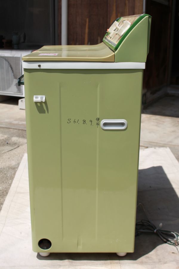 蔵出し】☆美品 家電『東芝銀河 2層式電気洗濯機 VH-3200G』60ヘルツ用 