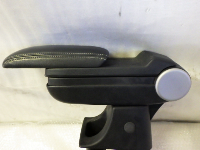 フィット Ge6 Ge アームレスト コンソール 純正 ホンダ用 売買されたオークション情報 Yahooの商品情報をアーカイブ公開 オークファン Aucfan Com