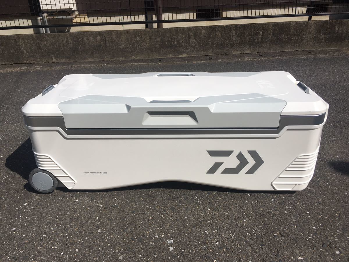ダイワ トランクマスターHD SU 6000 シルバー クーラーボックス 美 