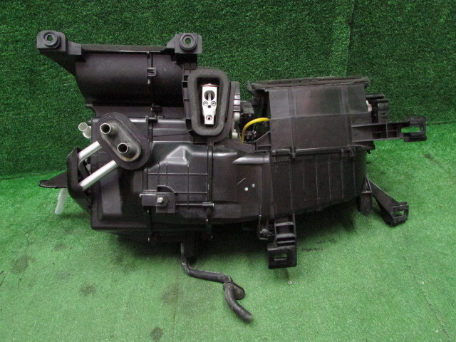  89464 フィットハイブリッド DAA-GP5 ヒーターユニット T5A-94-H/T5A-94-B(ホンダ用)｜売買されたオークション情報、yahooの商品情報をアーカイブ公開 - オークファン ホンダ用