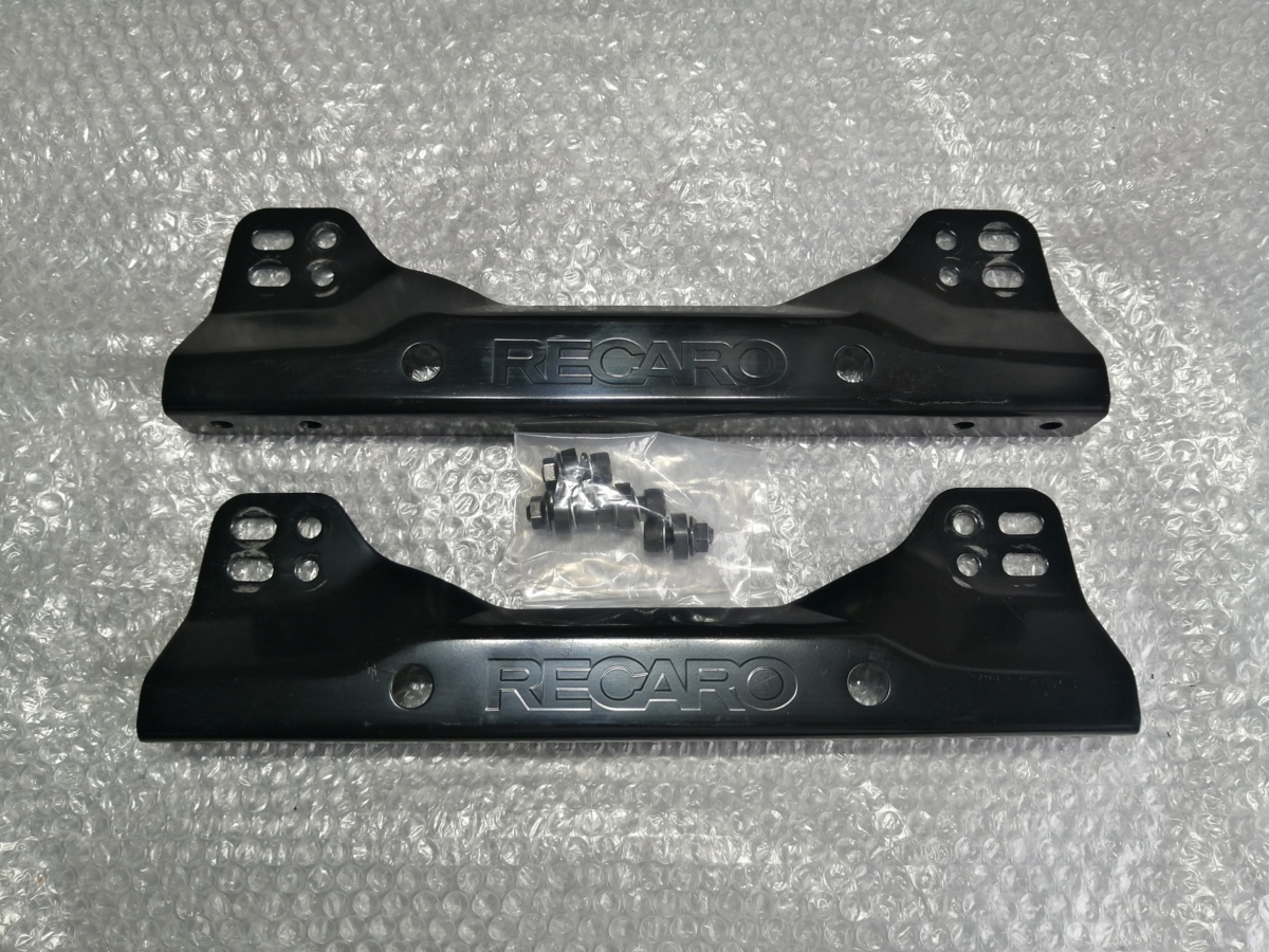 RECARO RSS BK＋専用サイドアダプターセット：Red×Black□81 RECARO 