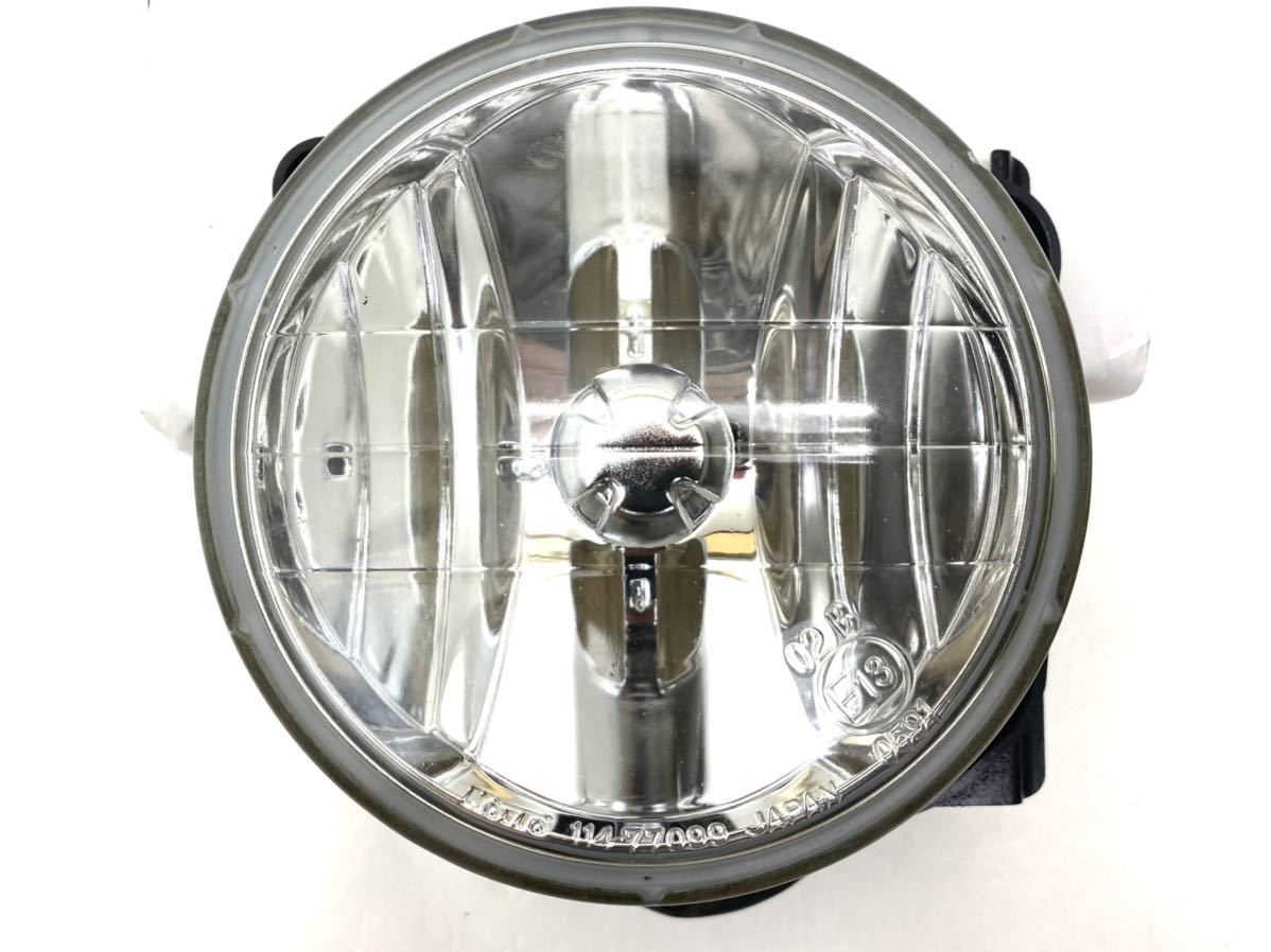 管k220517-0104 涙目 GGA インプレッサ フォグランプ ライト レンズ  