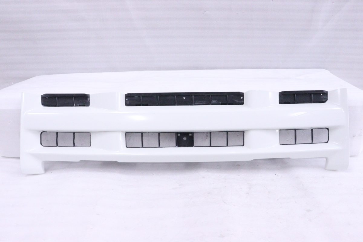 26-900★85系 エルフ 標準キャブ フロントグリル★ホワイト ラジエーターグリル 純正★いすゞ (YM)