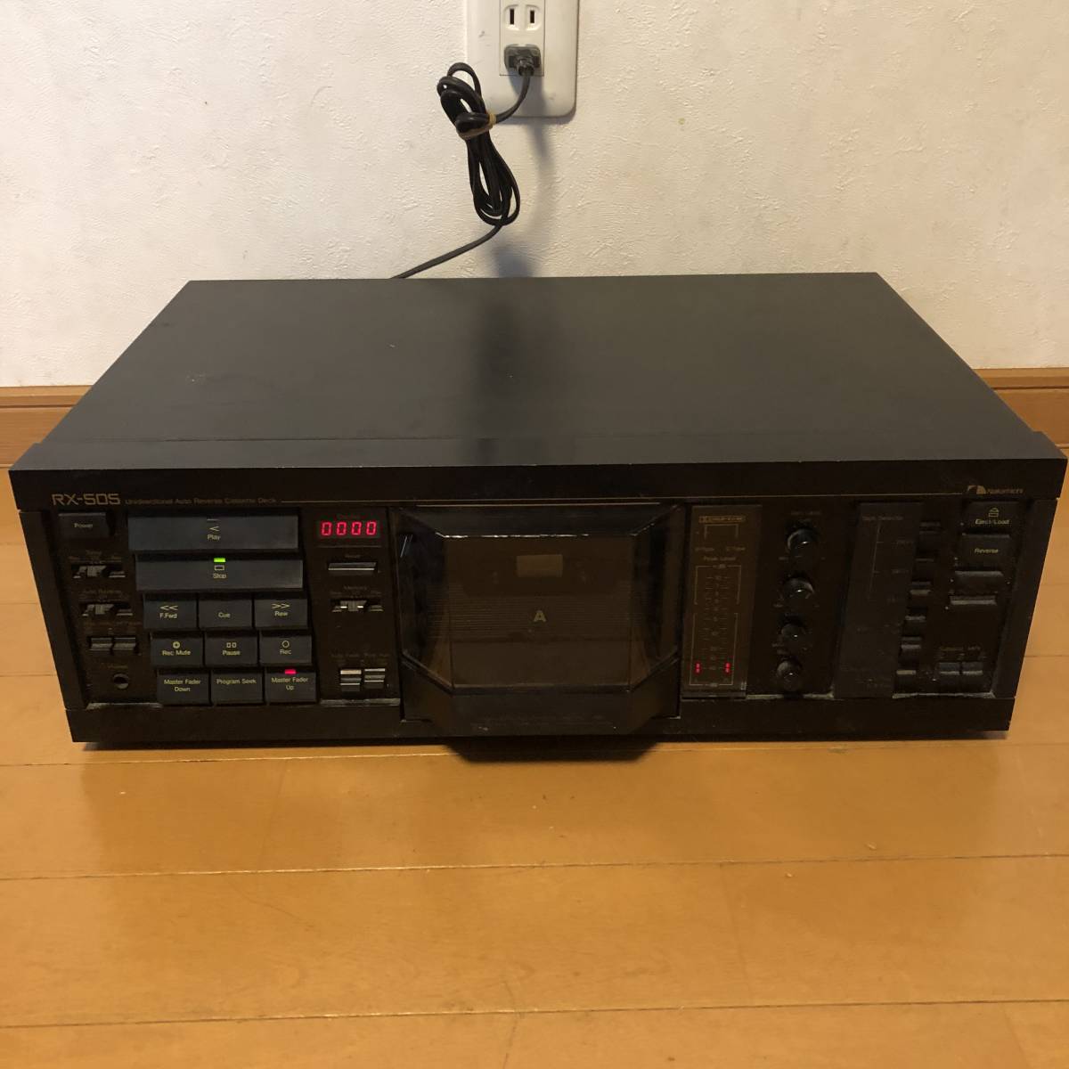 セール，定番人気】 ナカミチ カセットデッキ Nakamichi RX-505