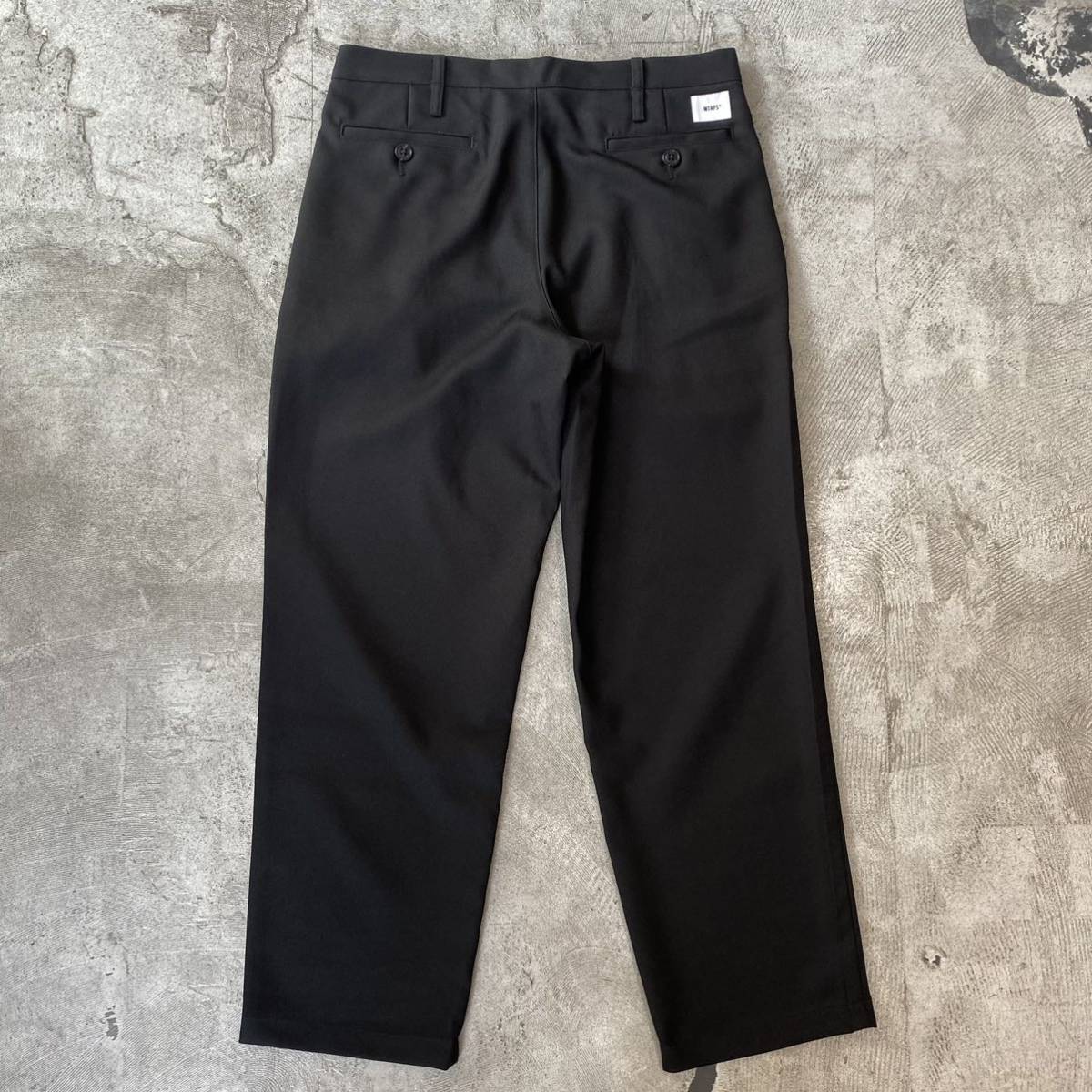 WTAPS TUCK 01 ⁄ TROUSERS | Black Tuck Pants SVD 22SS 公式通販