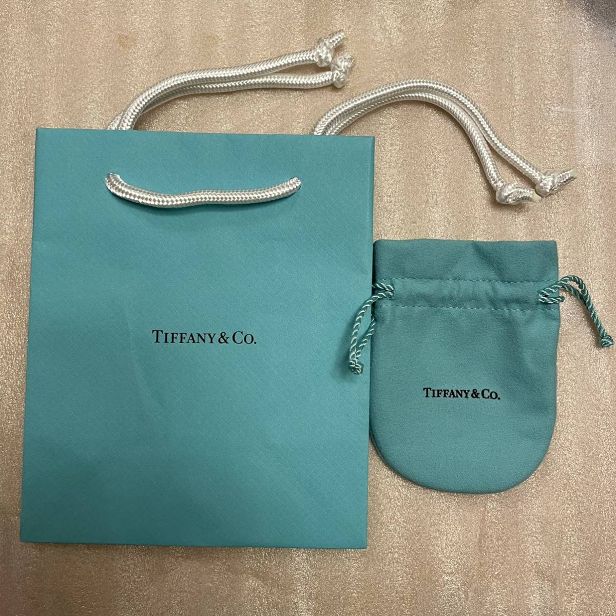 激安 買う 【未使用・保管・現行品】ティファニー ペアリング ケース