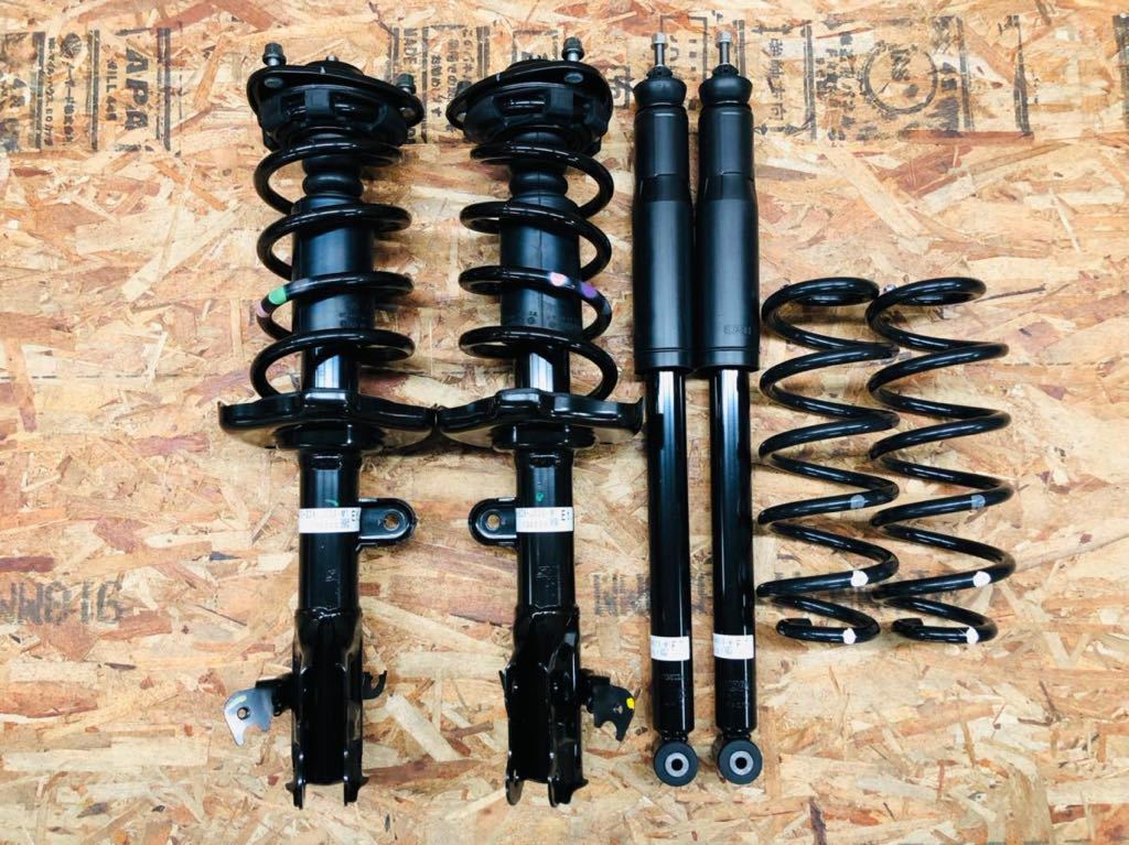 ホンダステップワゴンrp3サスペンションキット 一式 新車外し 【公式