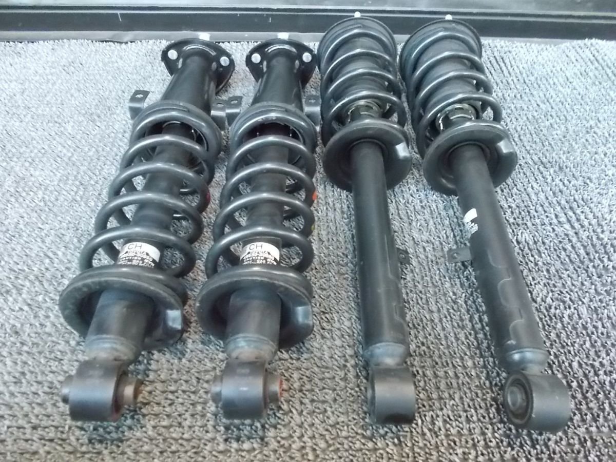 ☆激安!☆GRS210 クラウンアスリート 純正 ショック&サスペンション