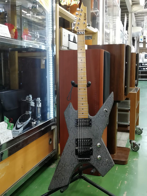 △ KILLER GUITARS キラーギターズ エレキギター PIRATES 蛇柄カスタム