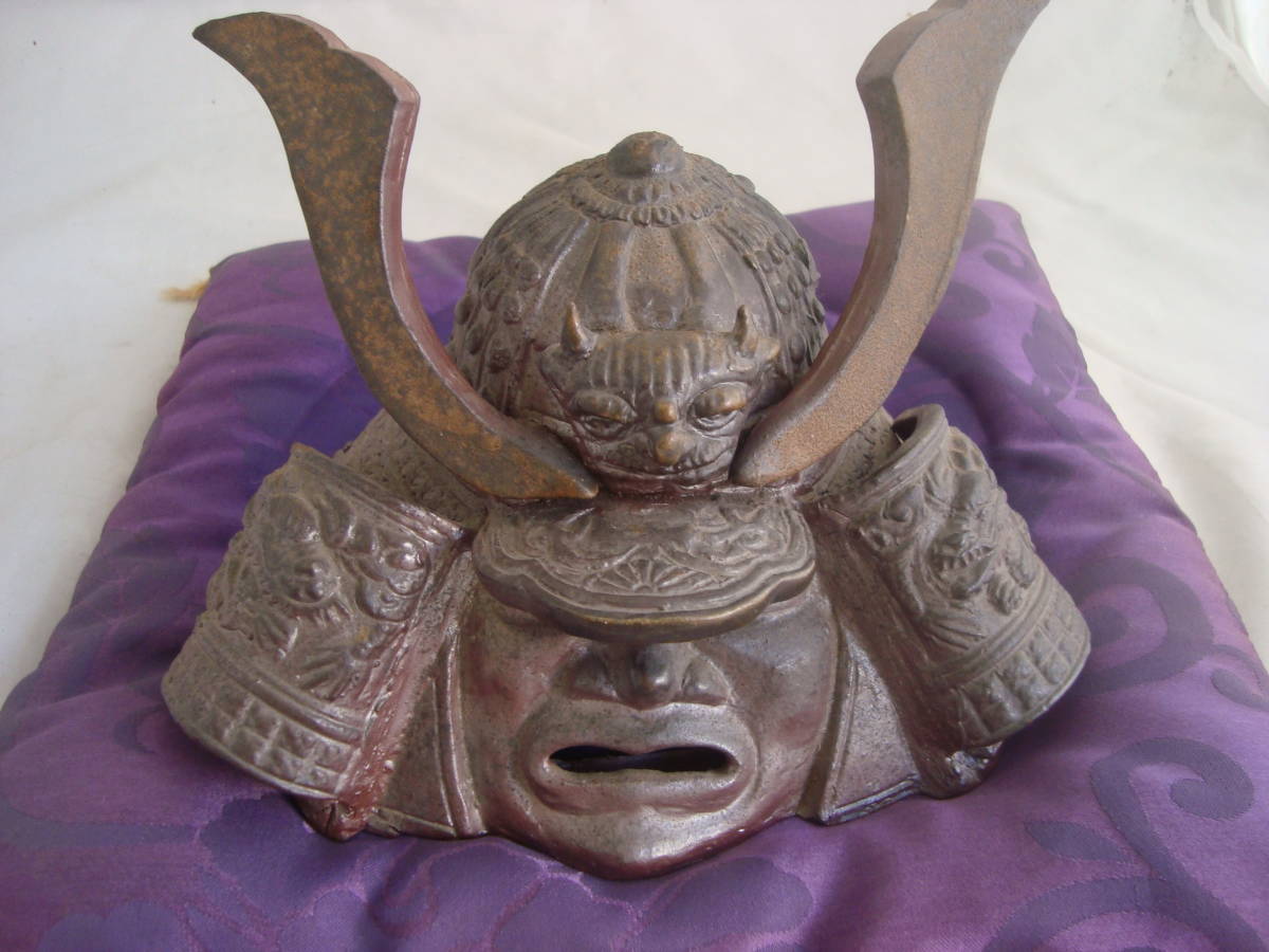  珍品 備前焼 源氏兜置物 在銘 陶印あり 高さ15ｃｍ 横22ｃｍ １Ｋｇ(備前)｜売買されたオークション情報、yahooの商品情報をアーカイブ公開 - オークファン 備前